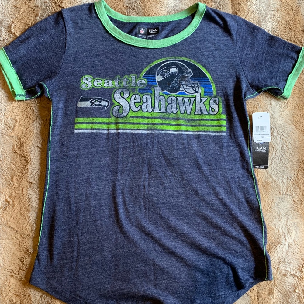 Seattle Seahawks T-shirt brand new